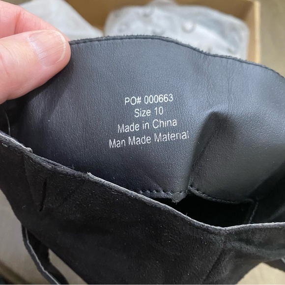 Journee Collection Black Jester Faux Suede Leather Boots 10 - Picture 9 of 10